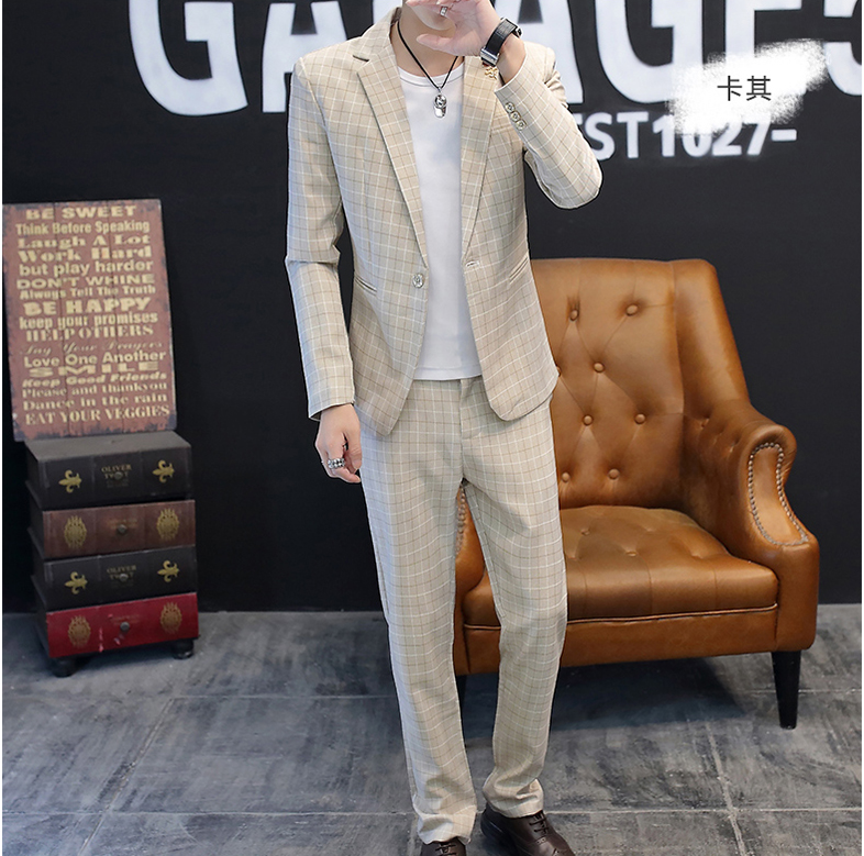 平驳领休闲单扣卡其色格纹